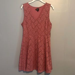 Rue 21 Sleeveless Mid / Dress